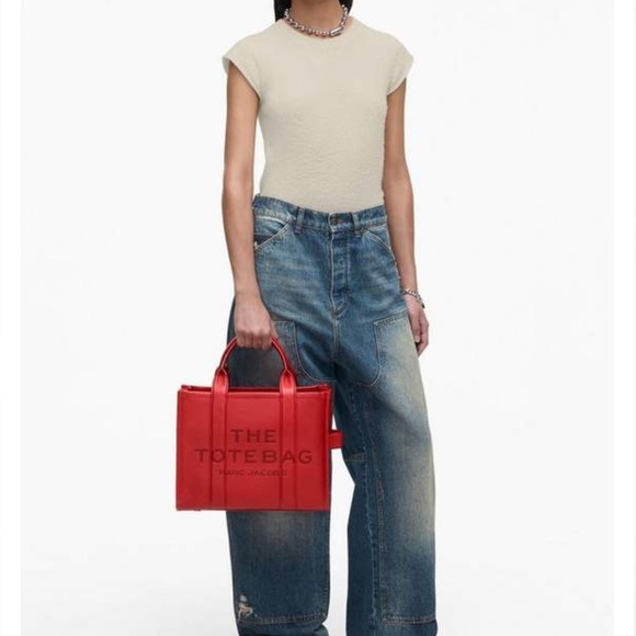 Marc Jacobs Black Tote Bag - Picture 4 of 4